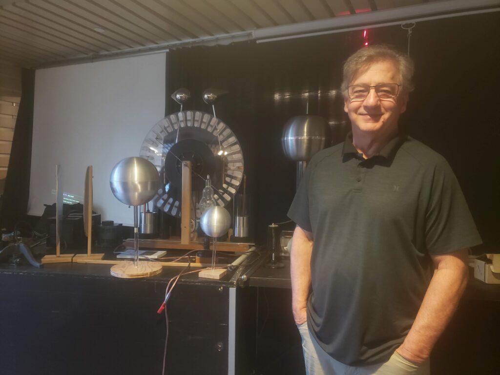 Yvon Fortin, vulgarisateur scientifique